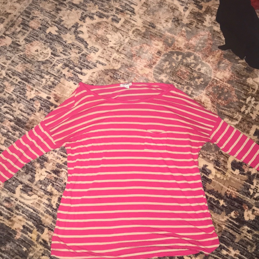 Long-Sleeved striped shirt